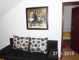 Wohnzimmer / Eingang Schlafzimmer